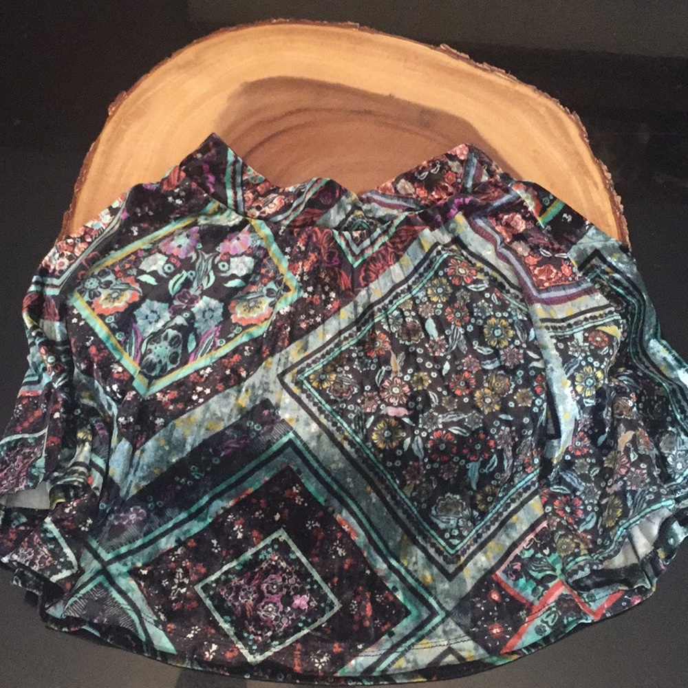 Art class velour‎ like skirt multi colored size xsmall 4/5